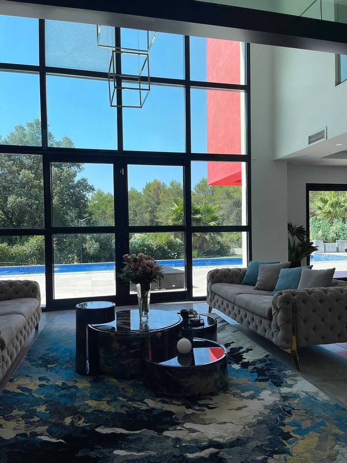 Chalet para 8 personas, con terraza y piscina - 1