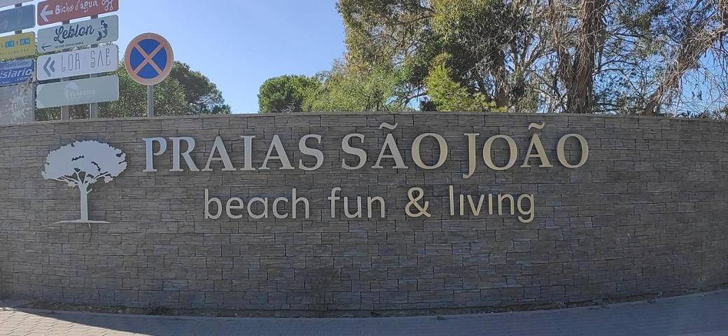 Casa rural para 10 personas, con piscina además de jacuzzi y jardín en Costa da Caparica - 2