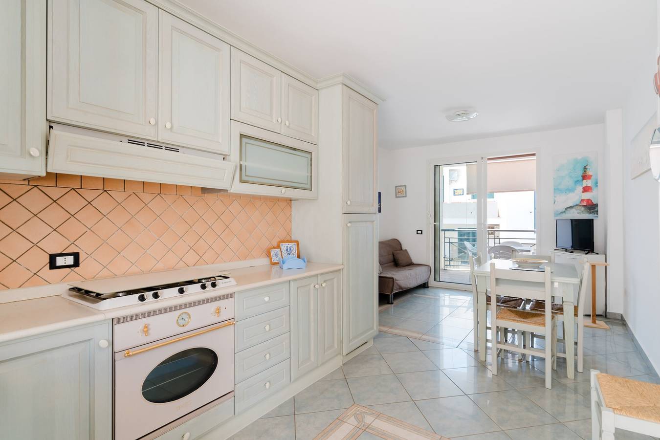 Apartamento inteiro, Apartamento central com ar condicionado e varanda in Otranto, Otranto region