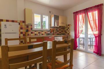 Holiday Apartment for 5 People in Follonica, Maremma, Photo 1