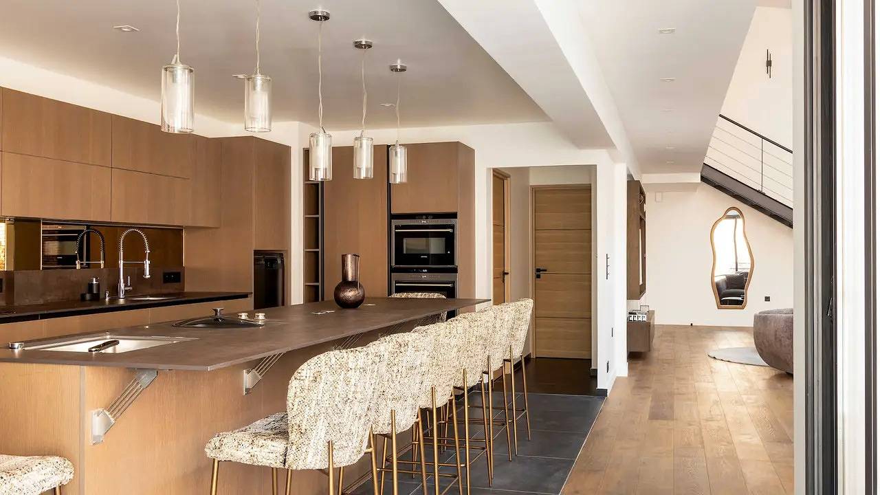 Entire holiday apartment, Ferienwohnung für 9 Personen (150 m²) in Levallois-Perret, Hauts-de-Seine