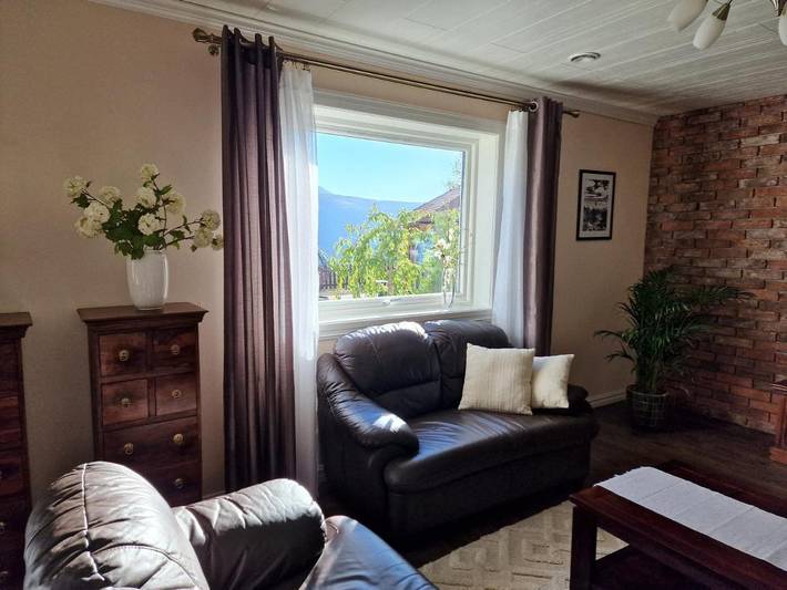 Ferienwohnung für 7 Personen, mit Whirlpool und Garten in Stryn - 4