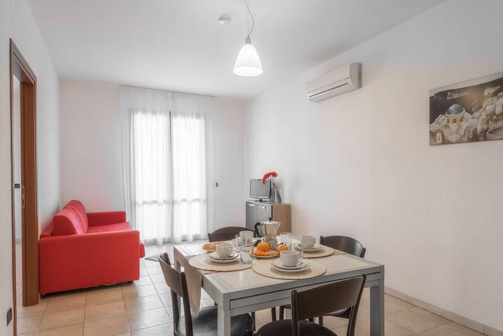 Ferienwohnung für 3 Personen, mit Balkon/Terrasse und Pool in Villasimius - 4