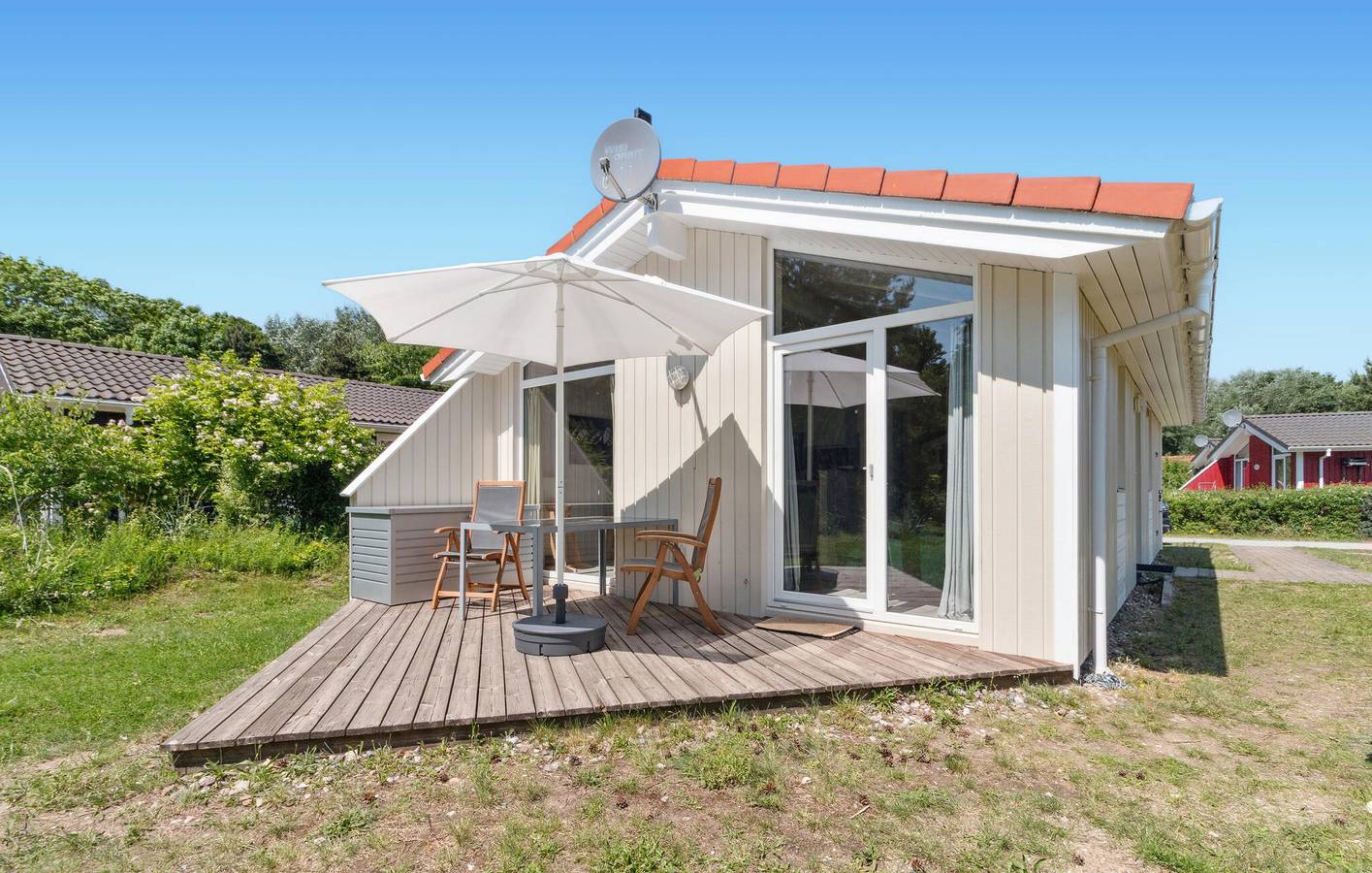 300m zum Strand: Apartment mit WiFi, TV, Terrasse & Parkplatz in Priwall, Lübeck