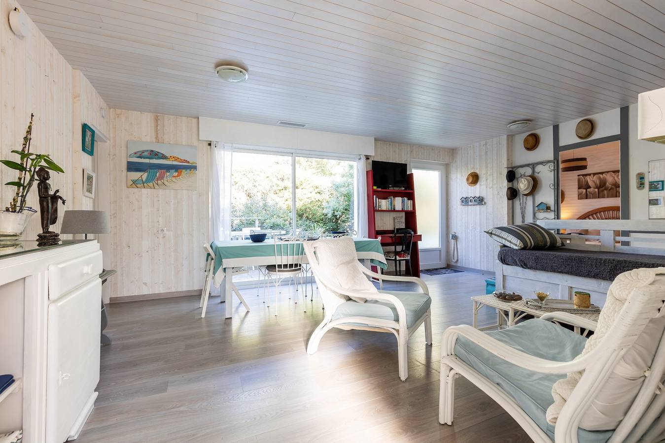Casa de vacaciones 'Villa Cap Ferret Ref 230' con piscina compartida, Wi-Fi y aire acondicionado in Lège-Cap-Ferret, Region de Arcachon