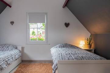 Gîte pour 6 personnes, avec jardin et vue, animaux acceptés à Léglise