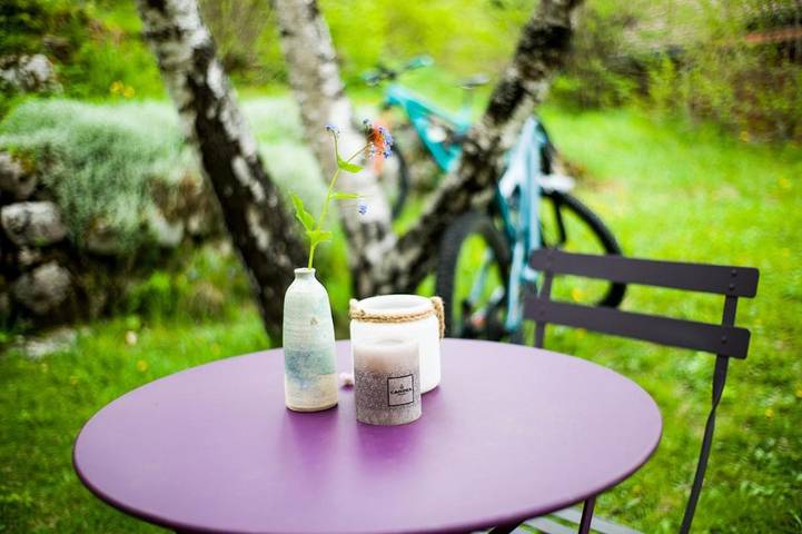 Gîte pour 3 personnes, avec vue ainsi que vue sur le lac et terrasse à Saint-Cergue - 3