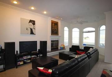 Beach House for 12 People in Imperial Beach, Southern California, Photo 2