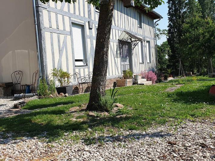 Chambre d’hôte pour 2 personnes, avec Terrasse et Jardin dans Port De Mesnil Saint Pere