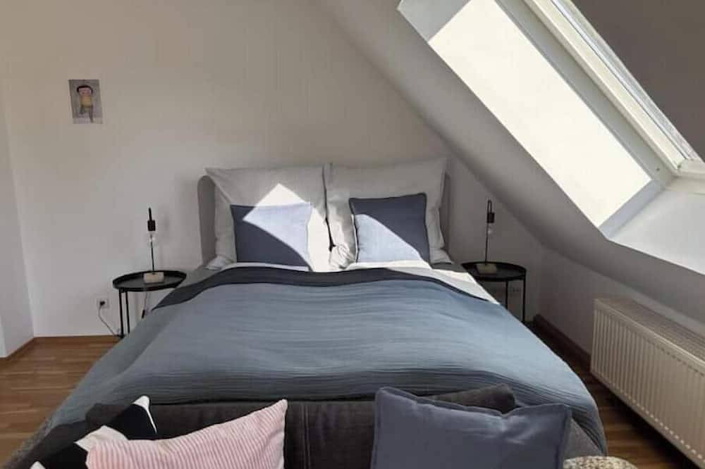 Ganze Wohnung, Moderne Ferienwohnung mit Seeblick & Balkon am Ammersee in Herrsching am Ammersee (Stadt), Herrsching