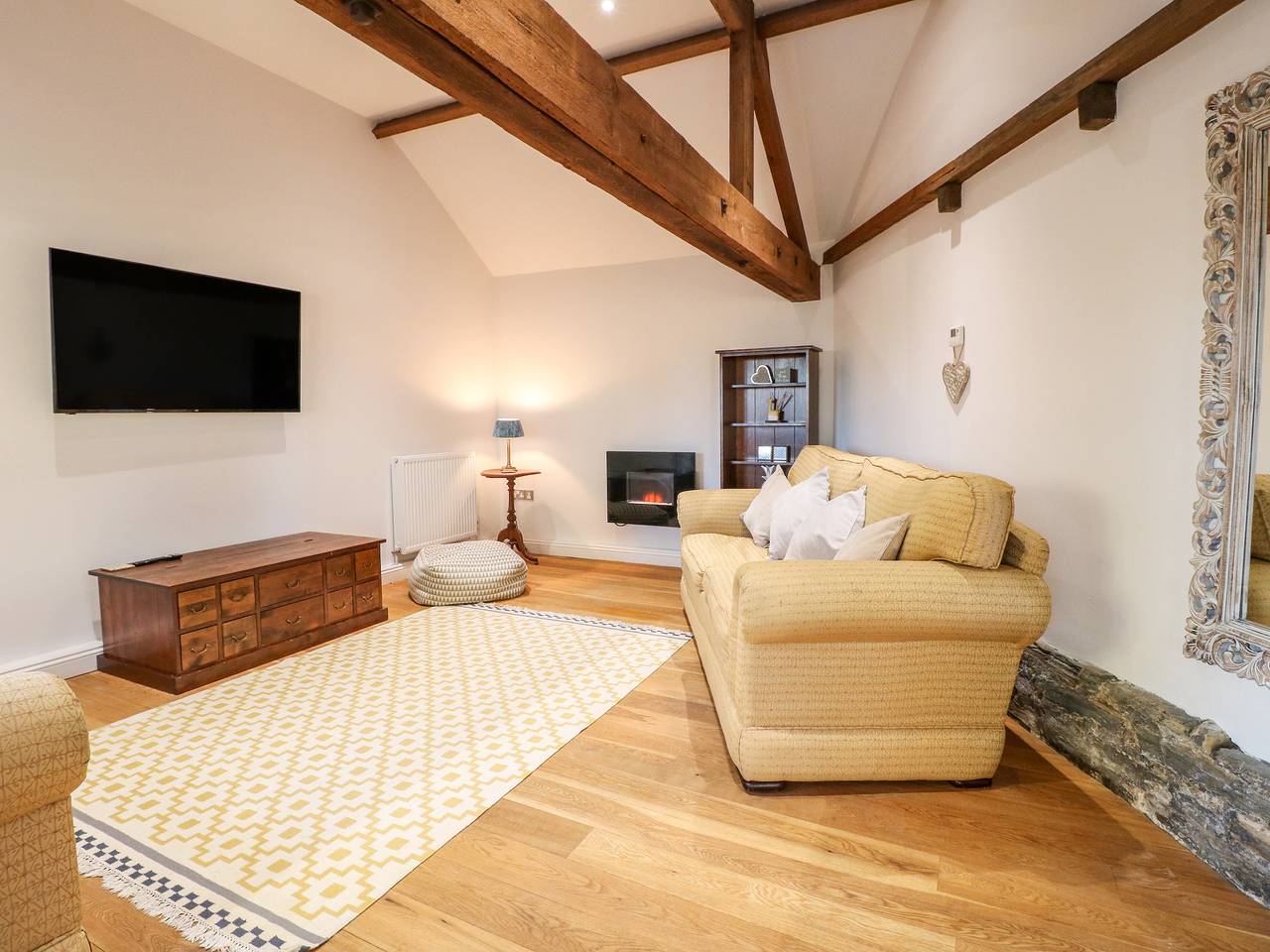 Dovecote Field House Farm in Collingham, Nottinghamshire