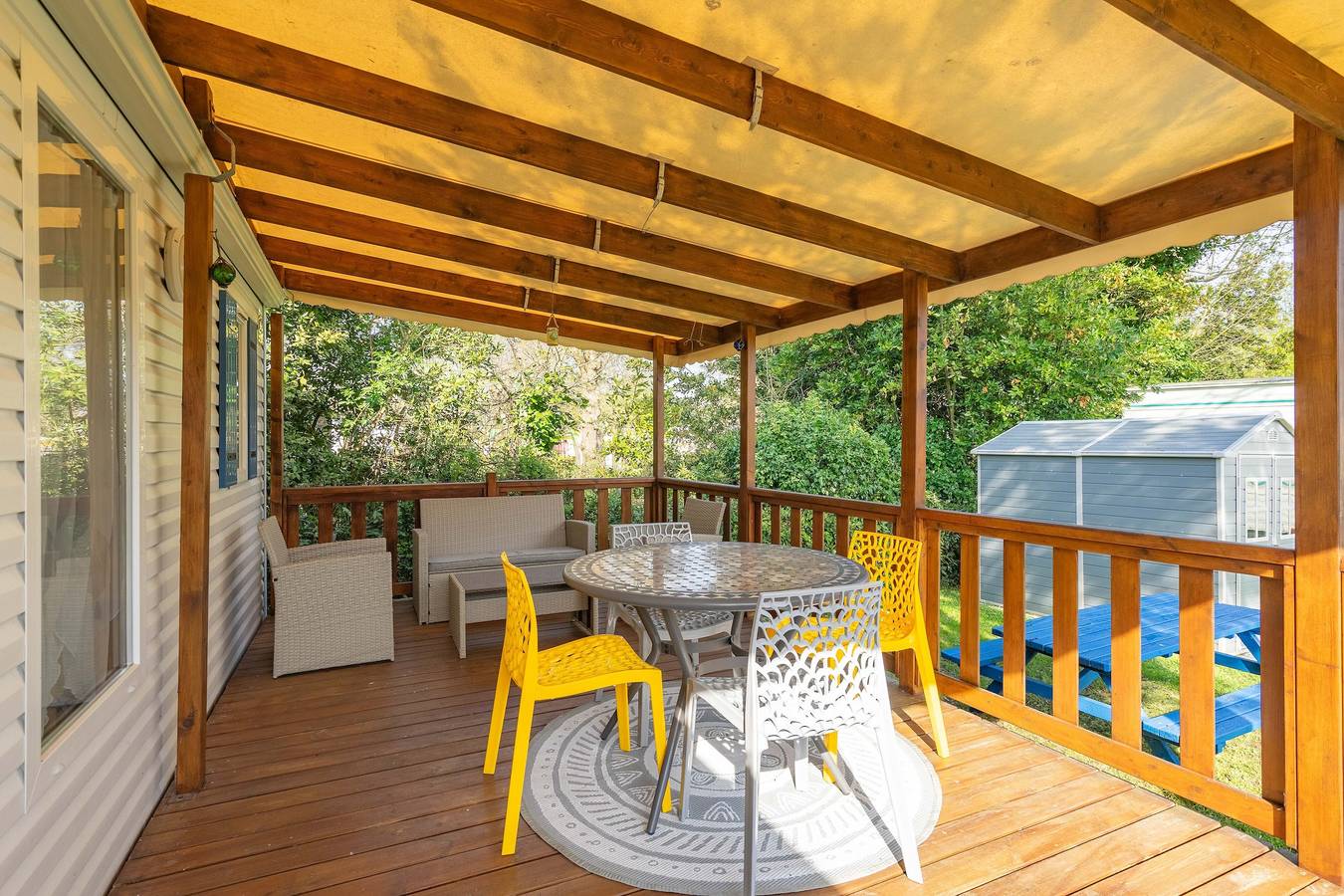 Mobil-home cerca de Royan con piscina compartida, terraza privada y Wi-Fi in Meschers-sur-Gironde, Region de Rochefort