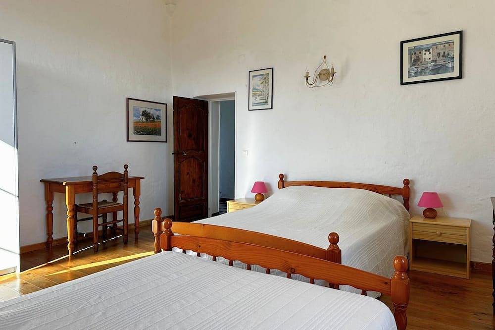 Ganze Wohnung, Unabhängige Wohnung im zweiten Stock eines historischen Hauses in Monticello in Monticello, Calvi und Umgebung