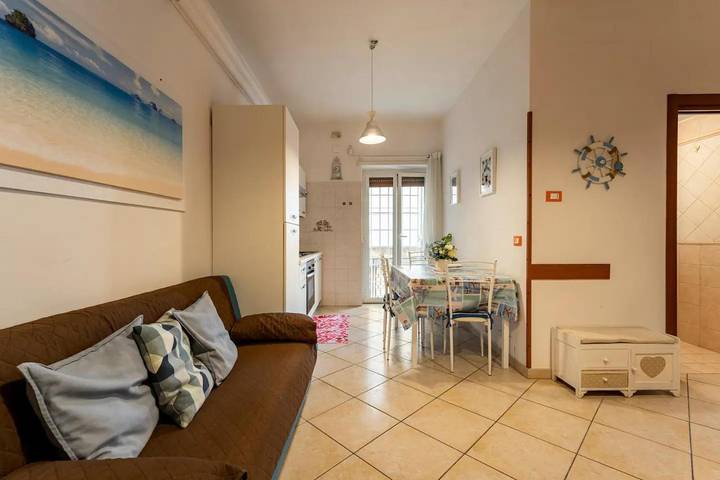 Gîte pour 5 personnes, avec balcon dans Lido di Ostia - 4
