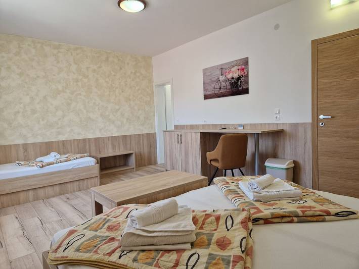 Hôtel pour 3 personnes, avec Balcon