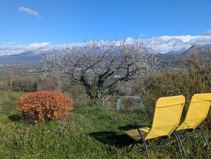 Location de vacances pour 6 personnes, avec jardin et vue à Albens - 2