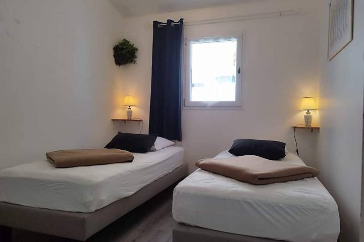 Location de vacances pour 6 personnes, avec terrasse ainsi que jardin et jacuzzi à Angoulins - 3