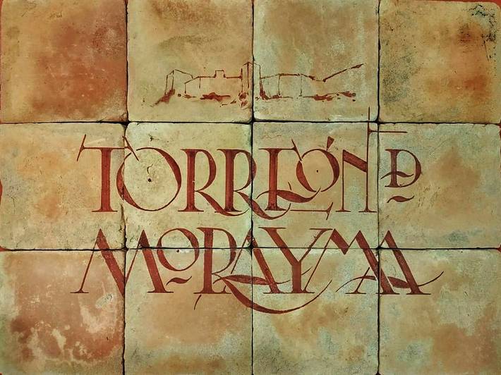 Location de vacances pour 8 personnes, avec piscine ainsi que vue et balcon, adapté aux familles à Baena - 3