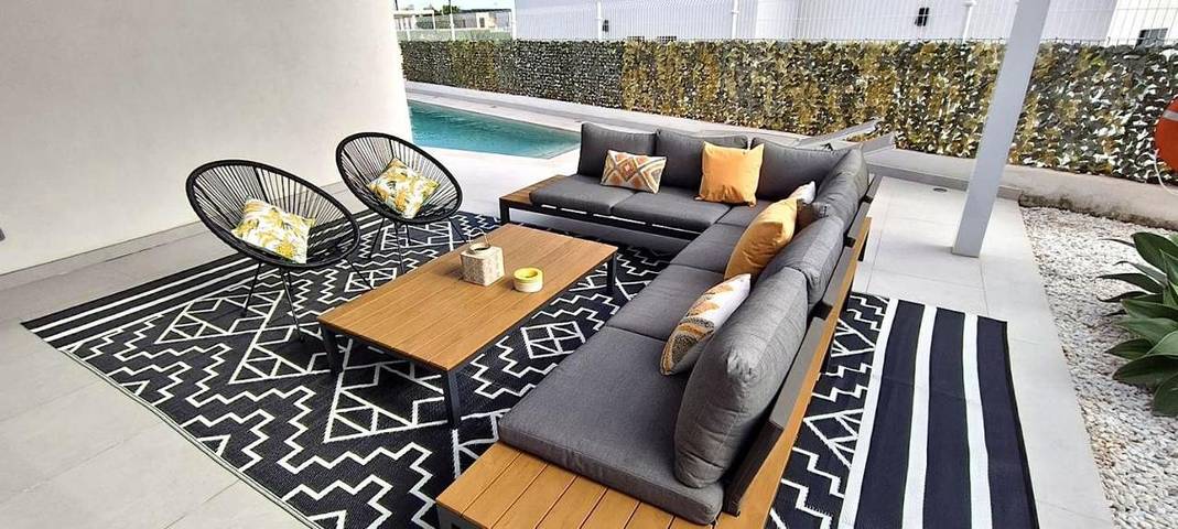 Casa rural para 7 personas, con terraza además de jardín y piscina en Mojácar