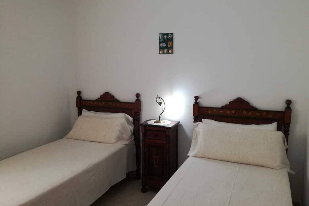 Entire apartment, Sea Breeze Apartment beachfront with spectacular views in Playa de Gran Tarajal, Gran Tarajal