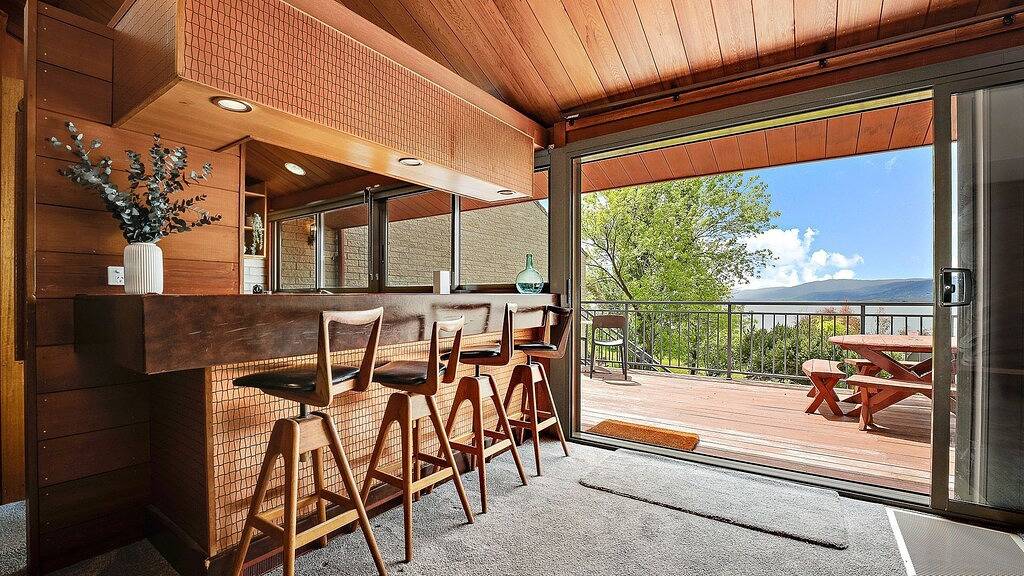 Ganze Wohnung, Grauer K��nguru-auf See Jindabyne Vorland in Jindabyne, New South Wales