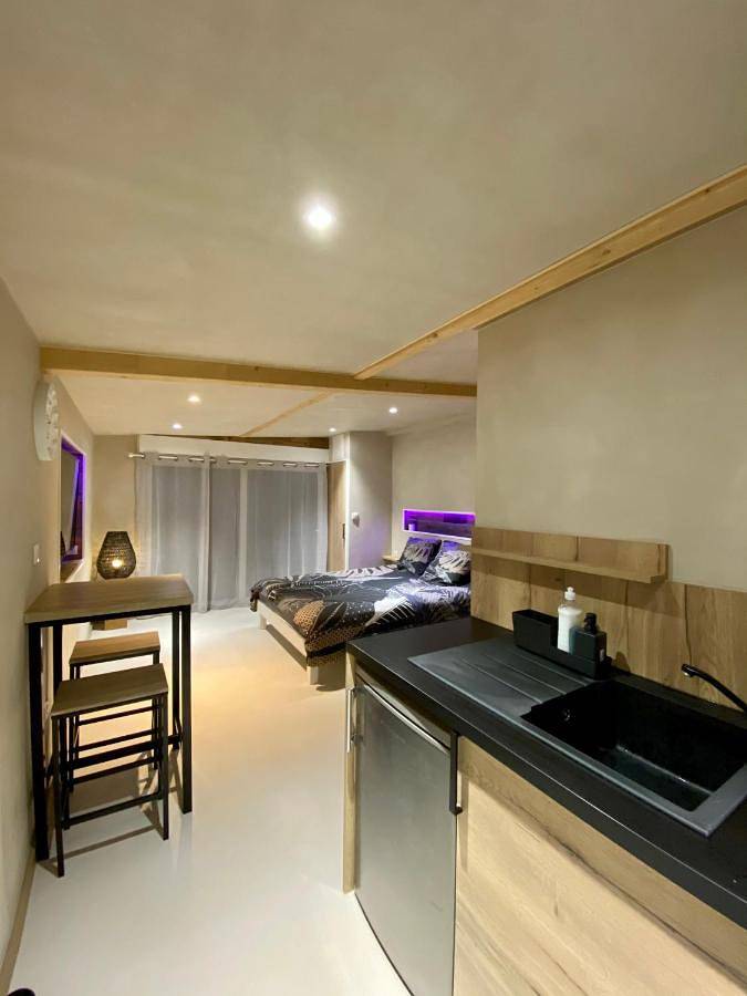 Gîte pour 2 personnes, avec terrasse à Foucherans