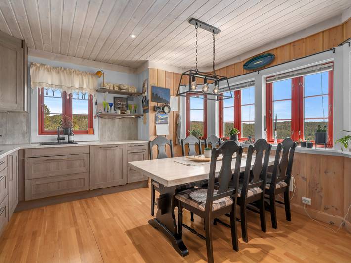 Ferienhaus für 7 Personen, mit Terrasse und Garten sowie Seeblick in Åseral - 4