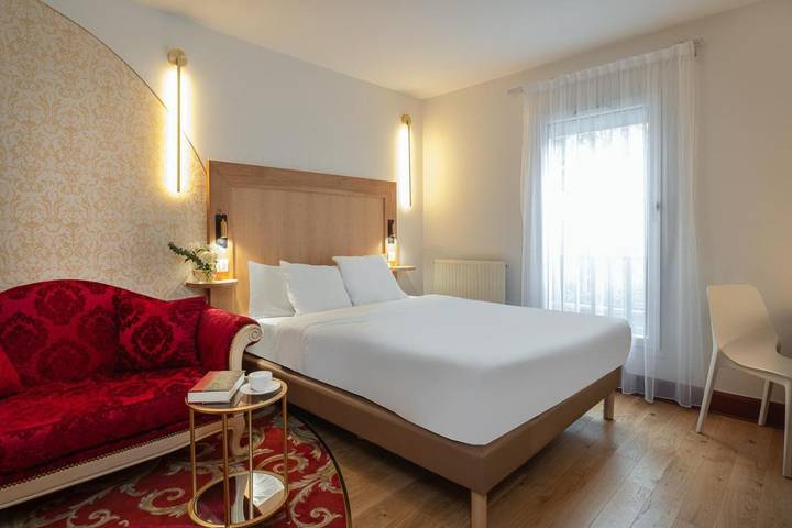 Hôtel pour 2 personnes, avec Terrasse et Jardin ainsi que Piscine et Sauna