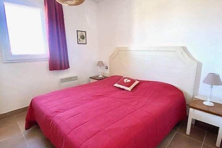 Gîte pour 4 personnes dans Plage du Port (Les Saintes-Maries-de-la-Mer) - 2