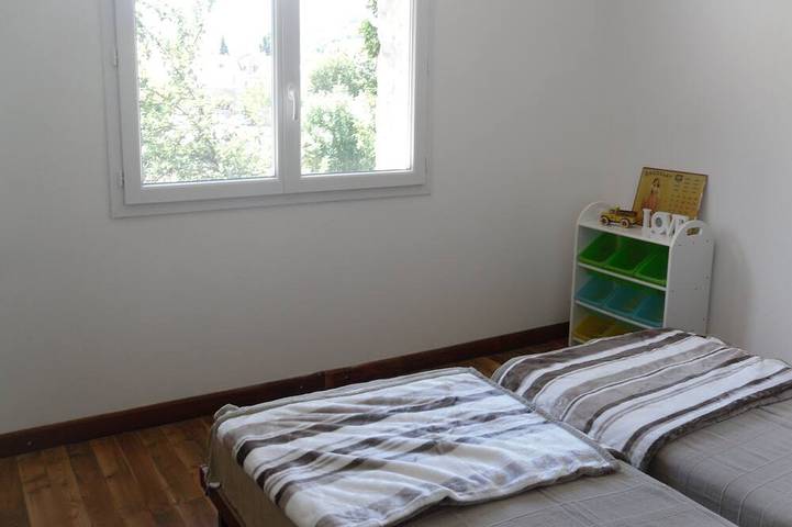 Location de vacances pour 6 personnes, avec balcon et jardin à Colmars - 4