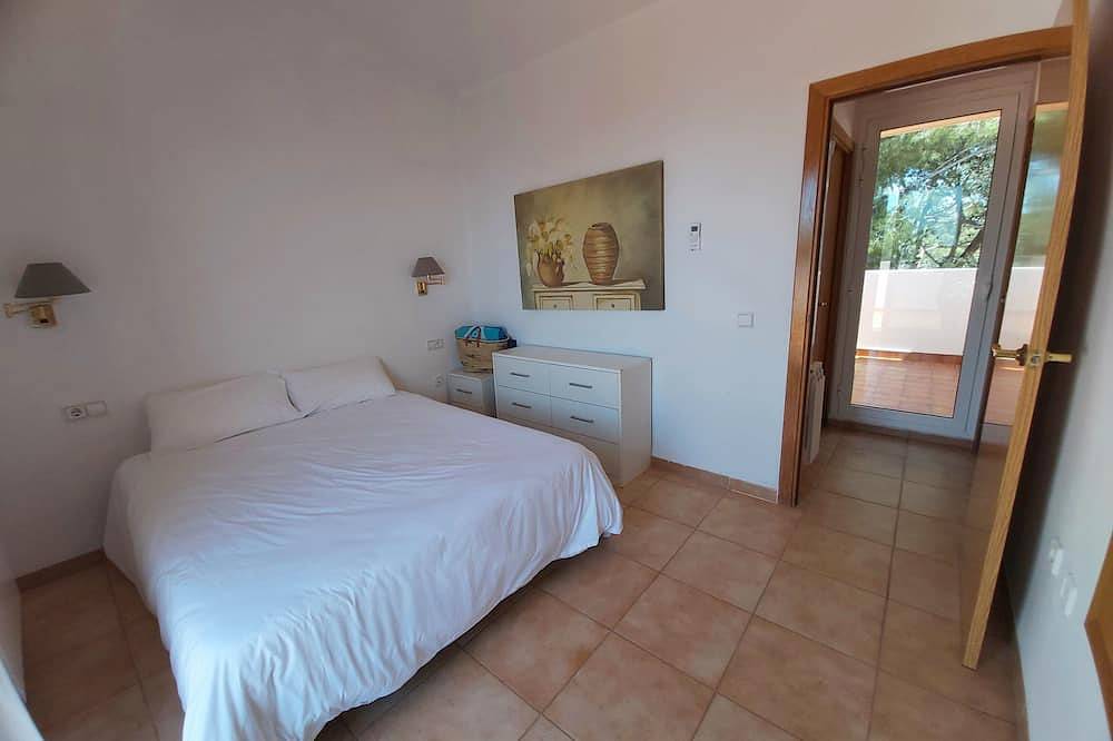 Villa Tamarit Meerblick in exklusiver Lage inmitten mediterraner Strände in La Móra, Tarragona