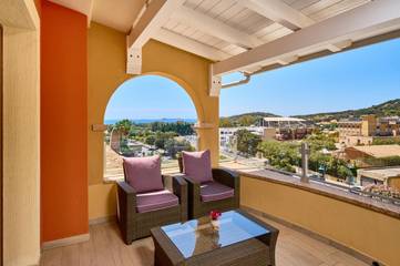 Chambre d’hôte pour 3 personnes, avec balcon et vue à Villasimius