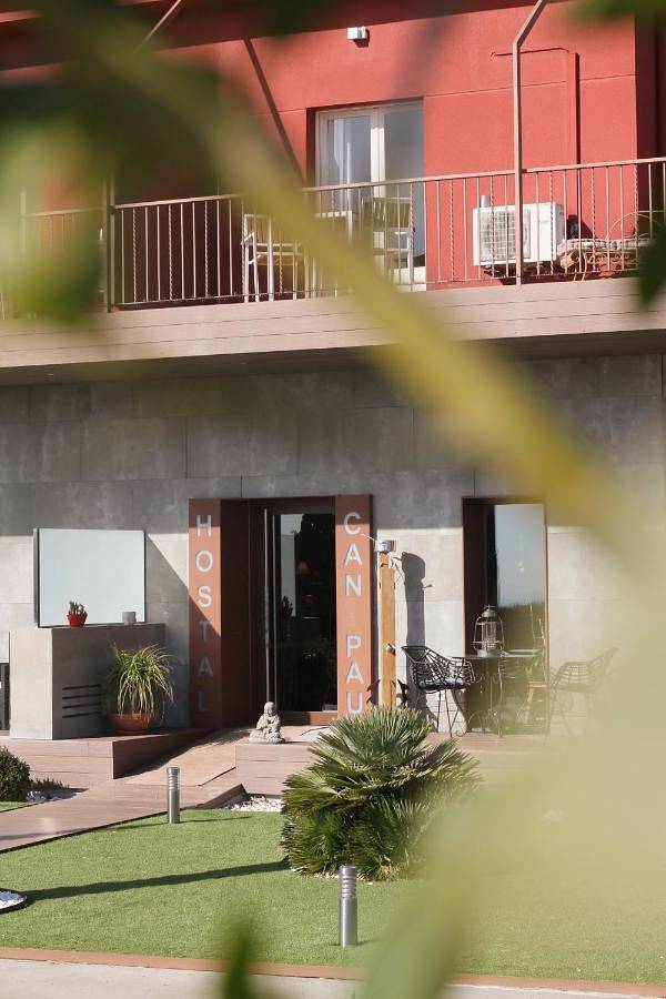 Gîte pour 4 personnes, avec vue et jardin ainsi que balcon et piscine à Cantallops - 3