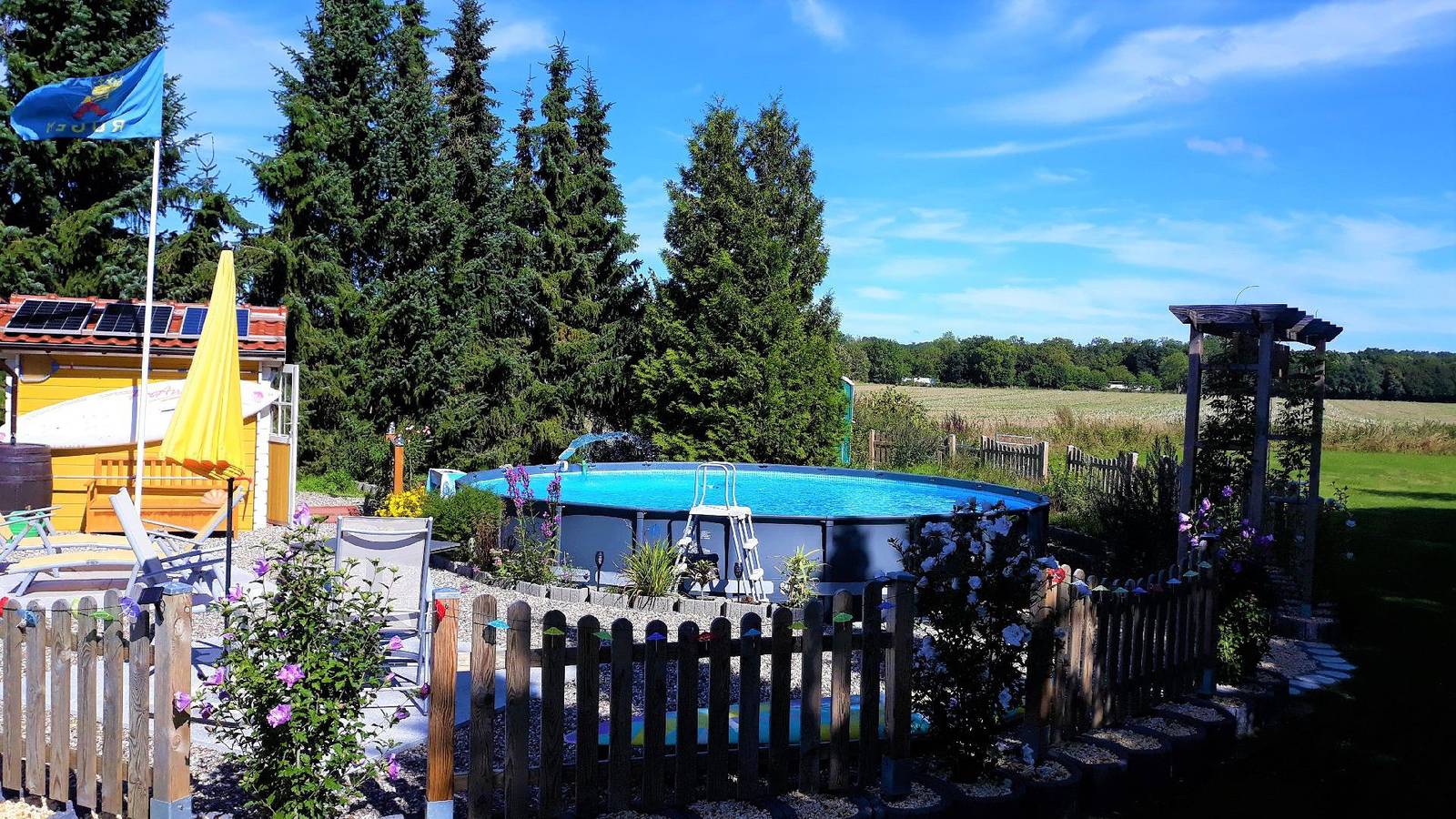 Ganze Ferienwohnung, Wunderschöne Ferienwohnung in Sehlen mit Grill, Pool und Garten in Sehlen, Bergen auf Rügen und Umgebung