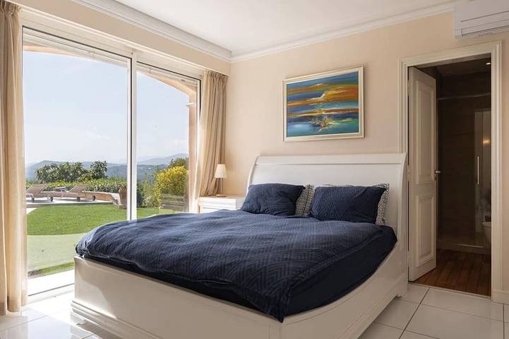 Reizende Villa mit 6 Schlafzimmern in Mouans-Sartoux, Mittelmeerküste (Frankreich)