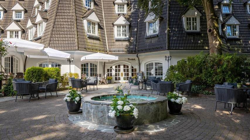 Hotel, mit Whirlpool und Terrasse sowie Garten und Sauna in Reinbek - 4