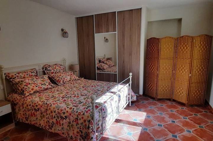 Gîte pour 2 personnes, avec terrasse et jardin à Méthamis - 2