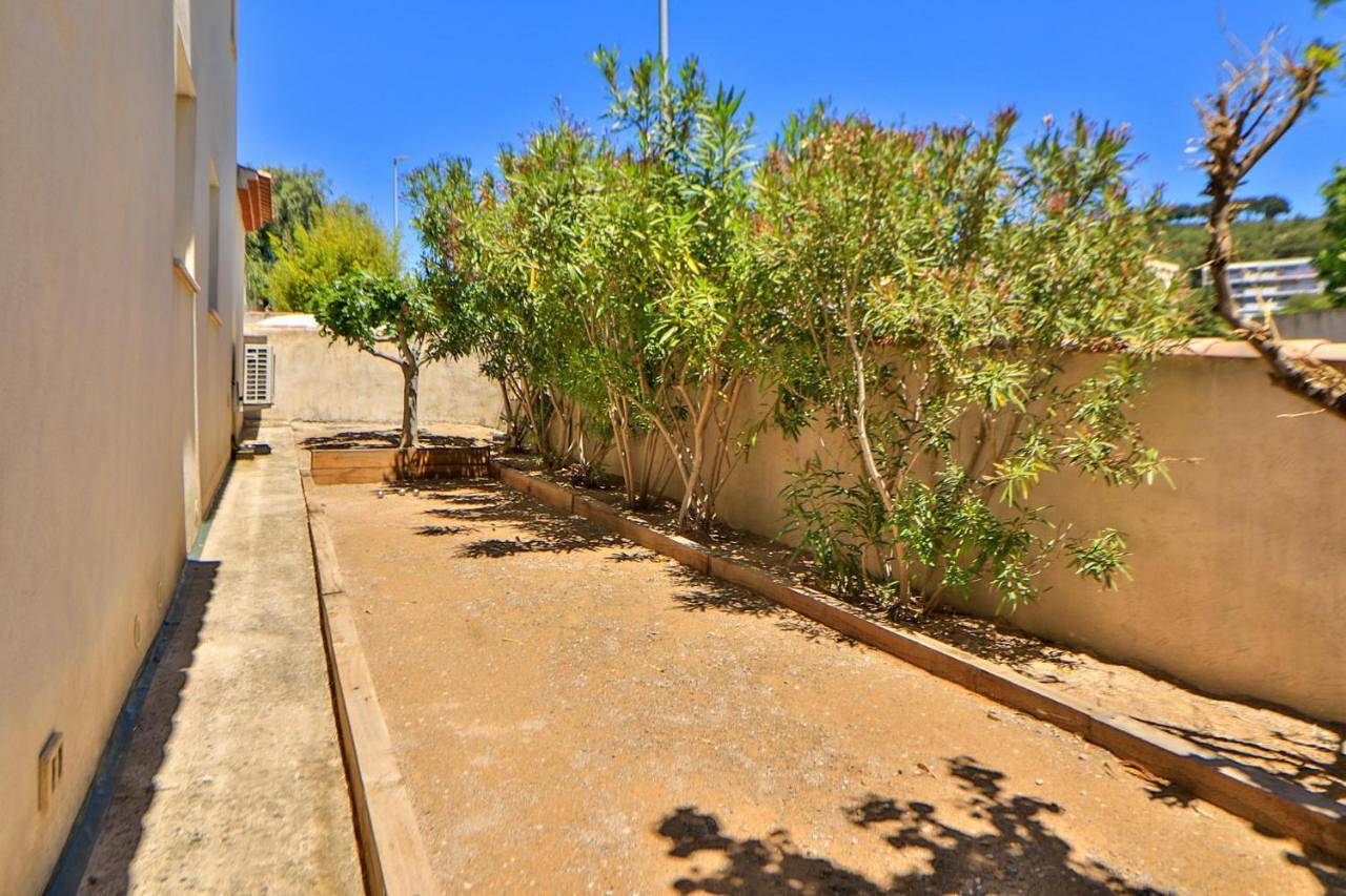 Homelly- Villa à 200m de la Mer in La Ciotat, Marseille en omgeving