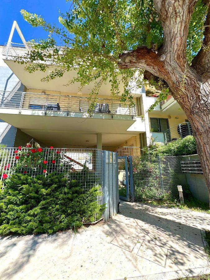 Appartamento per 6 persone, con terrazza, adatto a famiglie con bambini a Roseto degli Abruzzi