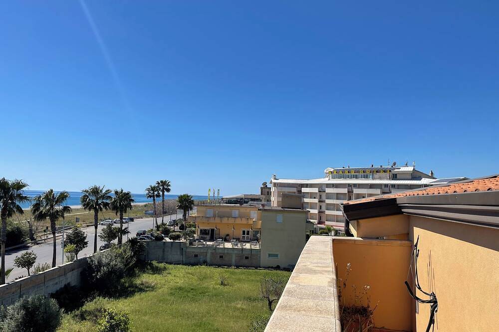 Appartamento intero, Apartment in front of the sea in Costa Ionica Calabria