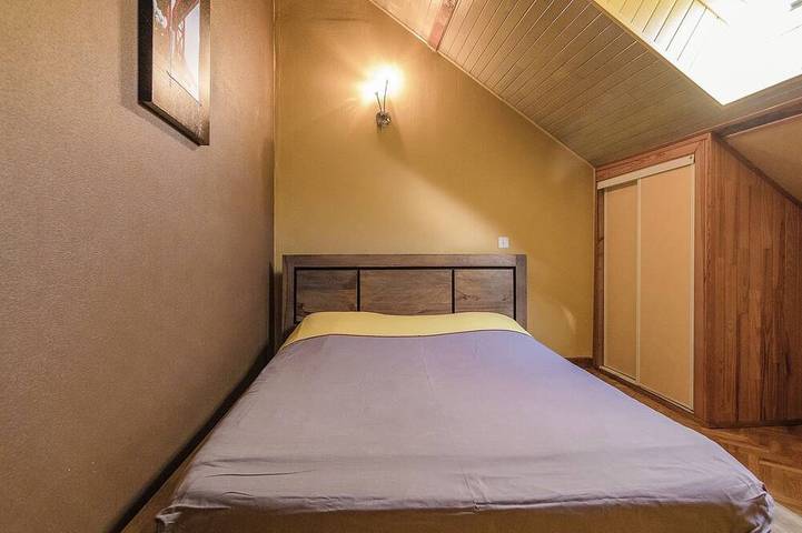 Location de vacances pour 8 personnes, avec piscine ainsi que jardin et balcon à Sérilhac - 4