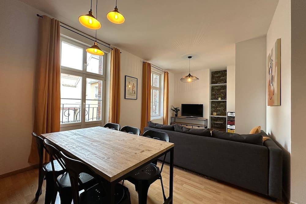 Entire apartment, Champagne Bnb - L'Atelier in Épernay, Marne