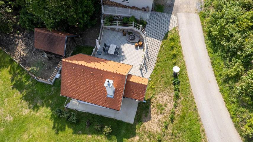 Ferienwohnung für 4 Personen, mit Sauna und Garten sowie Ausblick, mit Haustier in der Oststeiermark