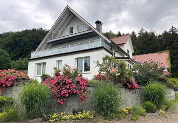 Ferienwohnung für 7 Personen, mit Balkon und Sauna sowie Garten im Weserbergland