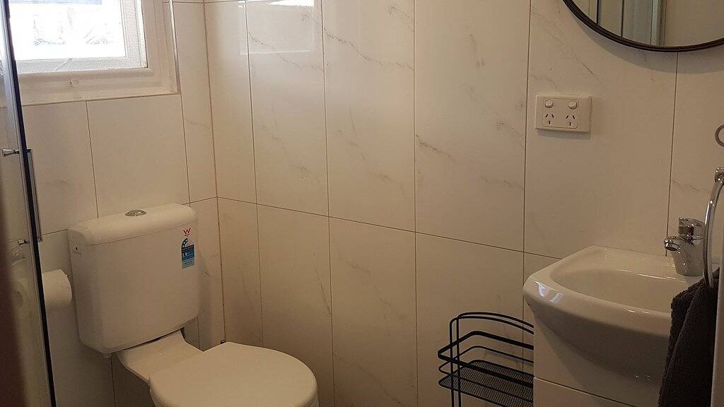 Holiday Home for 11 People in Adelaide, South Australia