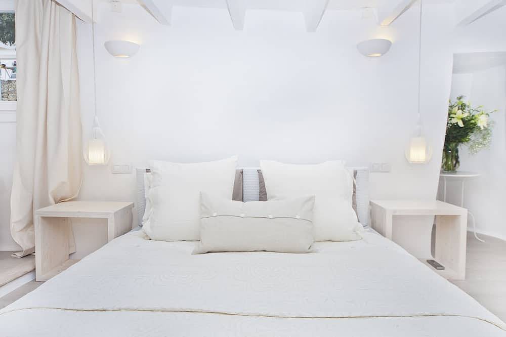 Eine atemberaubende rustikale Villa, renoviert in einem sehr schicken Stilmix in Genova, Palma