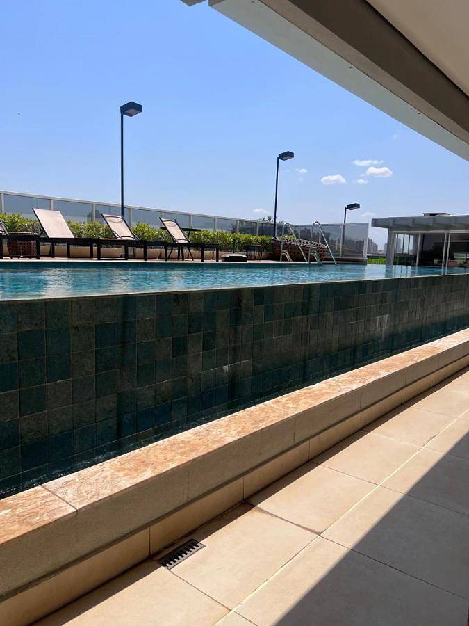 Casas e apartamentos de temporada para 2 pessoas, com vista e terraço e ainda piscina, com animais de estimação em Araçatuba