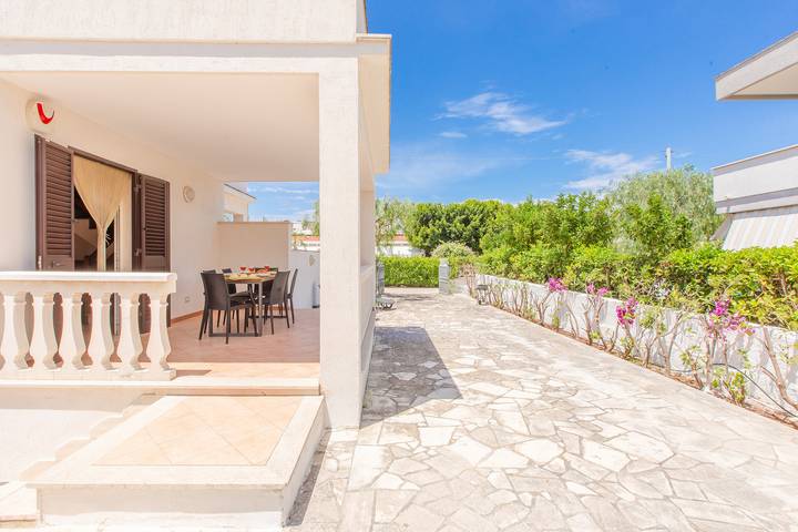 Villa Orchidea in Spiaggia Mezzaluna, Carovigno
