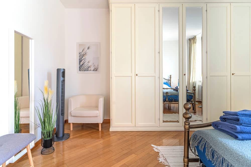 Appartamento intero, [Heart of the historic center-Free Parking]Cozy apartment with Wifi In Trento in Trento, Dolomiti di Fiemme