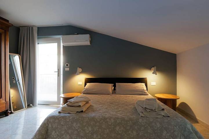 Appartamento intero, Appartamento Maison Sabrina con vista giardino in Borgofranco d'Ivrea, Canavese